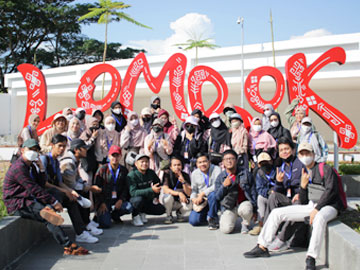 Tour and Travel Organizer